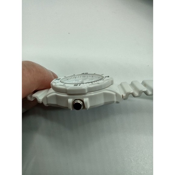 Casio LRW200H-7BVCF White Women's Watch - Picture 10 of 12